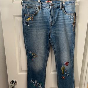 JOHNNY WAS cropped embroidered super fun jeans!